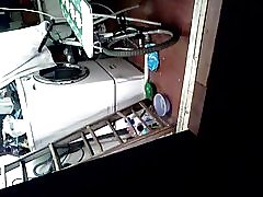 私の叔母はうめき声