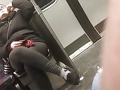 非常にセクシーな足ブラブラいじめる