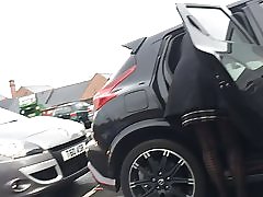 Co op 駐車場熟女ホット脚